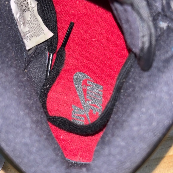 Air Jordan 1 retro High-Top Sneakers in Black, Red, and Blue (nc too chi) - Picture 8 of 12